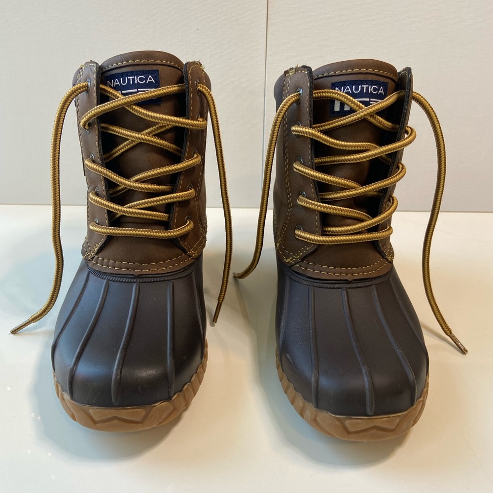 NAUTICA Size 13 Youth Water-proof Duck Boots